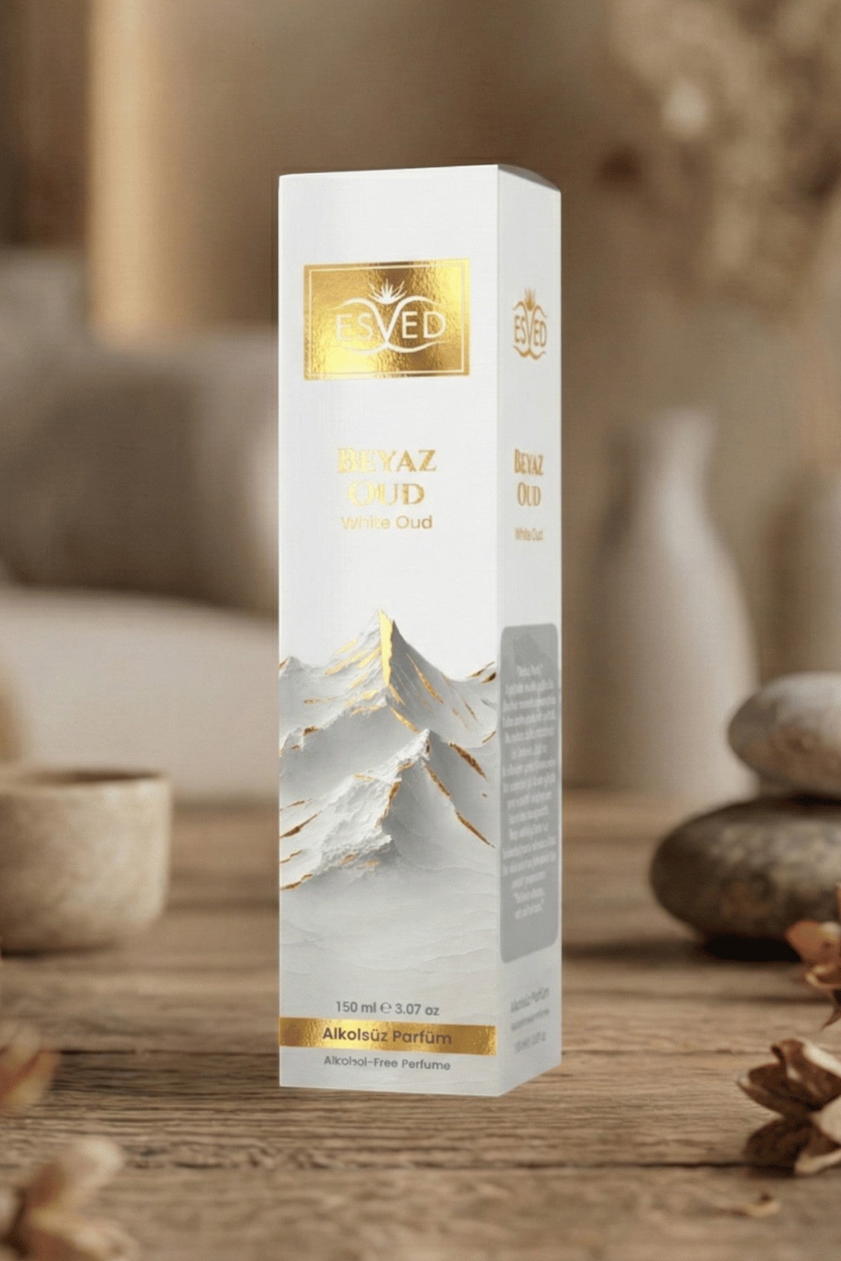 Beyaz Oud Kokusu Alkolsüz Parfüm 150 ml.