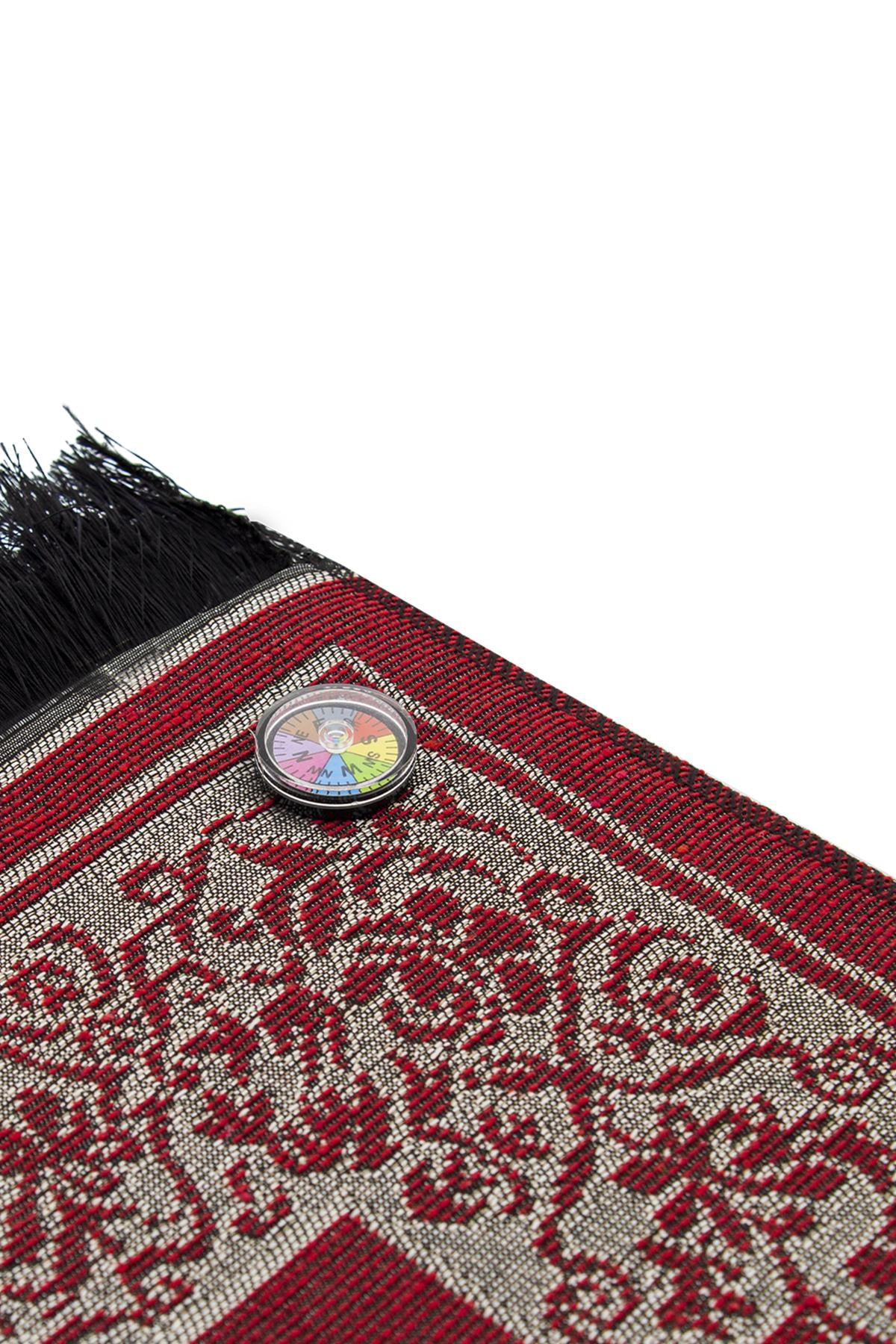 Kıbleyi Gösteren Pusulalı Kırmızı Seccade