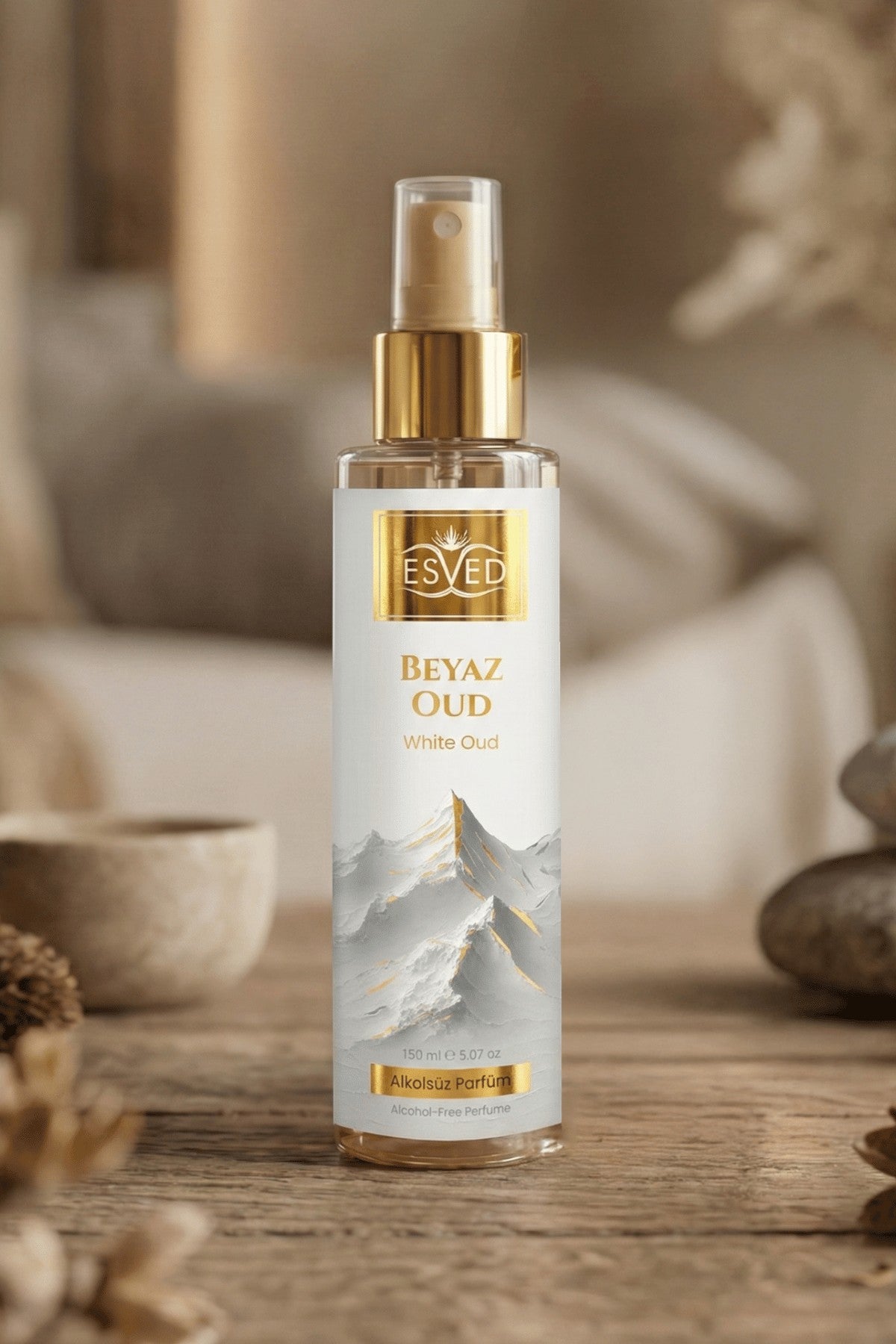 Beyaz Oud Kokusu Alkolsüz Parfüm 150 ml.